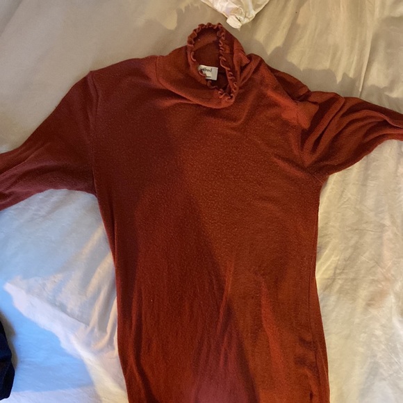 BUNDLE aritzia, lulu, Zara, H&M - Picture 6 of 6